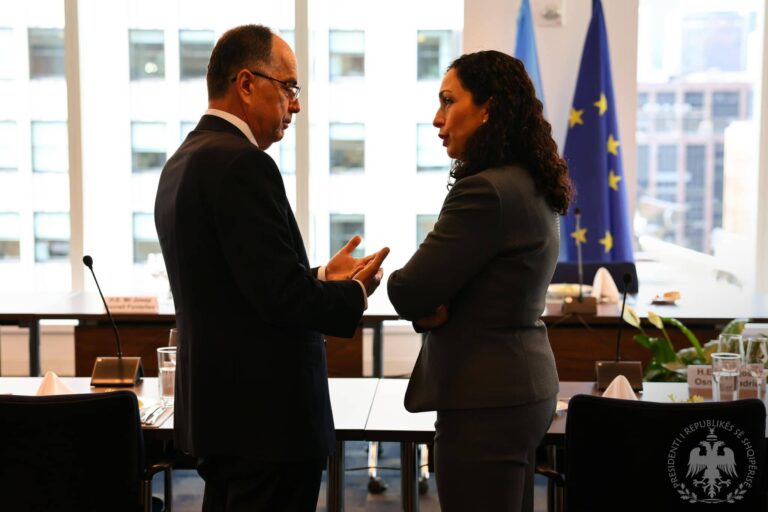 ”Bashkë”, Presidenti Begaj takon homologen Vjosa Osmani në New York