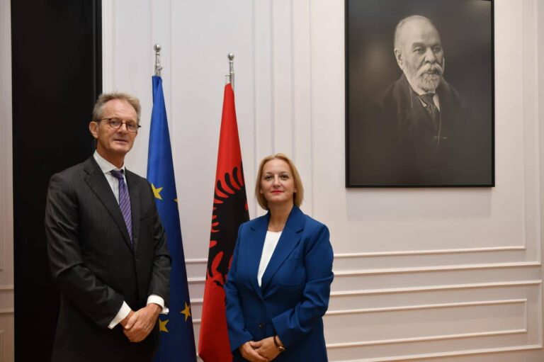 Ministrja Denaj pret ambasadorin e Holandës: Theksuam nevojën për nisma të reja në dobi të bujqësisë