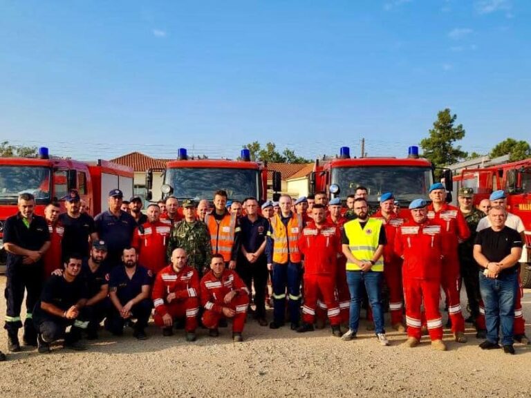 Ekipi shqiptar përfundon misionin në Greqi, Rama: Krenar që ndihmuam popullin mik në këtë moment të vështirë