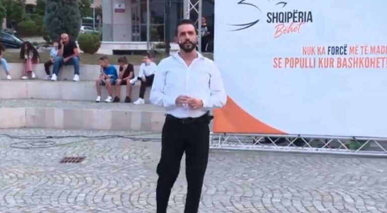 Adriatik Lapaj në Rrëshen, mesazh qytetarëve: Të demokratizojmë vendin! Mos më lini vetëm