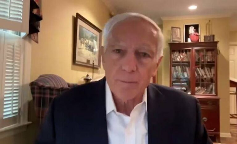 Gjen. Wesley Clark: Incidenti në veri të Kosovës, problem real për qëndrueshmërinë në Ballkan
