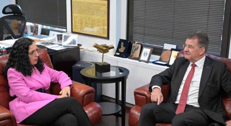 Kurtin e akuzon, por Osmani takon Miroslav Lajčák në New York