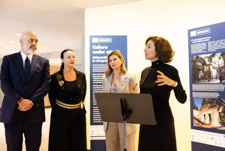 Rama në inaugurimin e ekspozitës së UNESCO, i bashkohet zonja e parë e Ukrainës