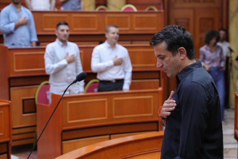 Veliaj: Marrëdhënia me SPAK-un pro-aktive, do të dorëzoj vetë dosjen me informacione për të gjitha çështjet