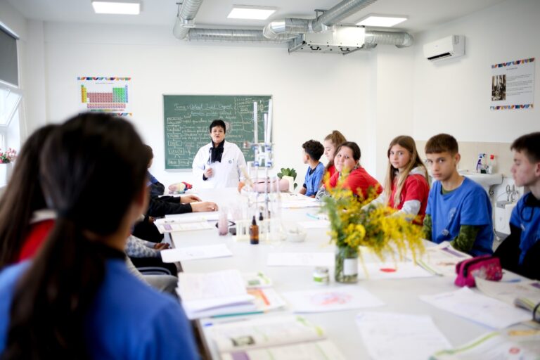 Programi “EU4Schools”, 44 objekte arsimore të përfunduara dhe 16 janë në proces rindërtimi