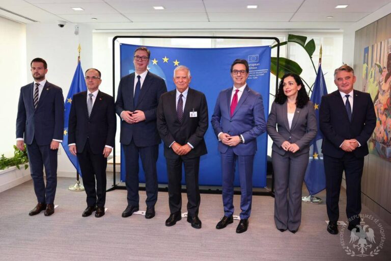 Presidenti Begaj takim me Josep Borrell në New York: Dialogu është rruga për integrimin e Kosovës në BE