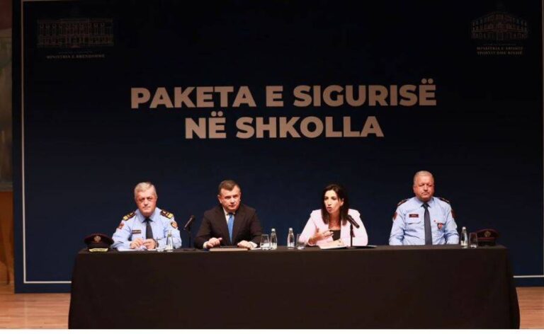 “Asnjë vepër e paligjshme brenda perimetrit të sigurisë”. Balla dhe Kushi prezantojnë Paketën e Sigurisë në Shkolla