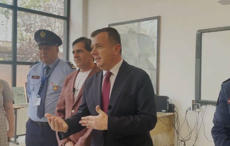 Balla në Kamëz: Senati i nxënësve të bashkëpunojë me policinë