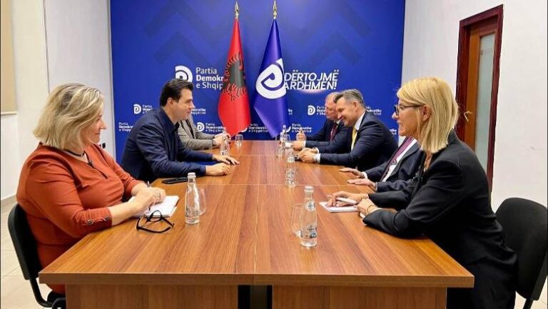 Pas Bardhit, Berishës edhe Basha takim me reporterët e Këshillit të Europës