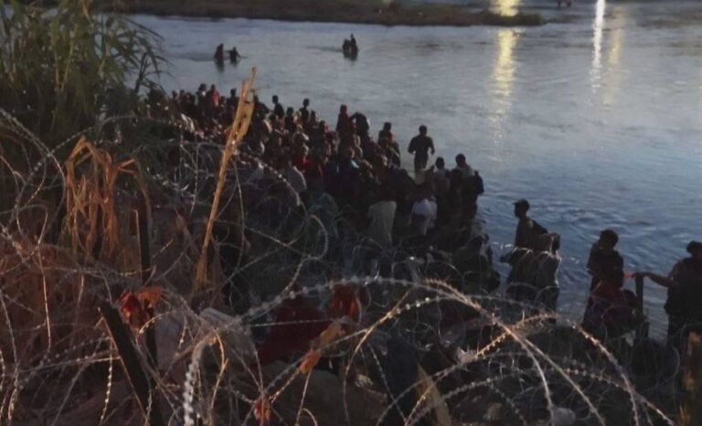 Vala e emigrantëve, fluks i jashtëzakonshëm nga Meksika drejt Teksasit