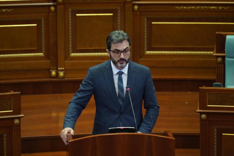 ”Të kërkojë mbledhje të OKB”, deputeti i VV: Rama të sqarojë se sulmi u orkestrua nga Serbia