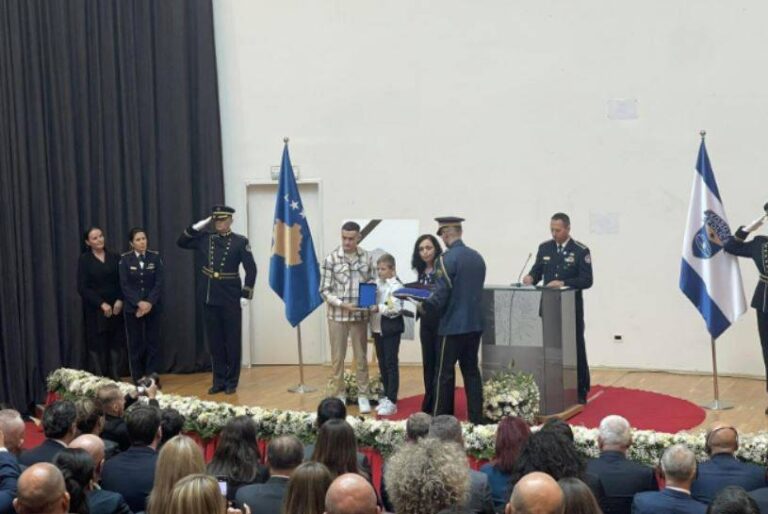 U vra në krye të detyrës, rreshteri Afrim Bunjaku shpallet hero i Kosovës