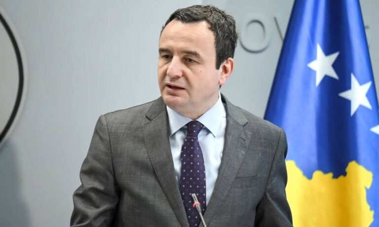 Kryeministri Albin Kurti: Vuçiç dërgoi MiG-29 dhe ambasadorin e Rusisë në kufi
