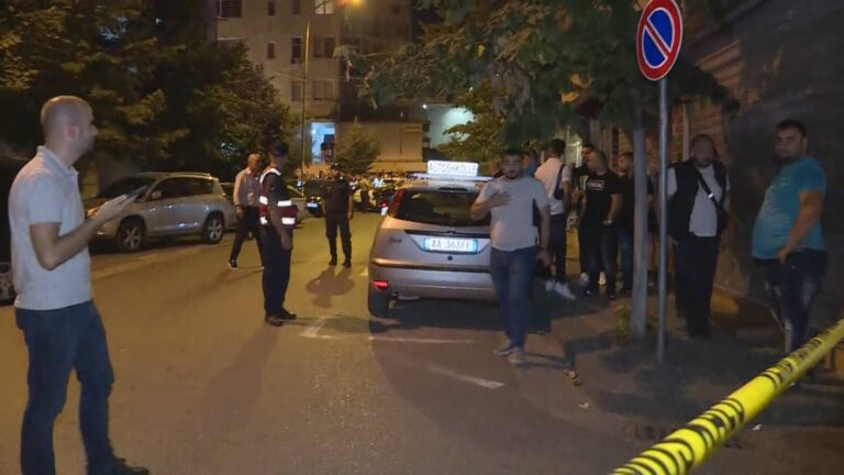 Plagosja e efektivit, autori “terrorizoi” Kinostudion