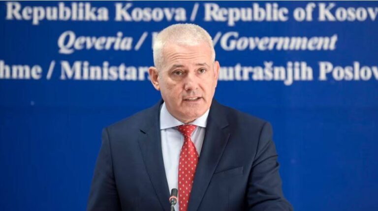 Reagon Ministri i Brendshëm i Kosovës për shpërthimin në Mitrovicë: Revoltë për arrestimin e tre serbëve