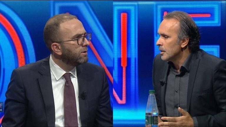 Bardhi: Basha erdhi i kurdisur për teatër! Ironizon Mërtiri: Po ti re në grackën që thuri Rama me të?