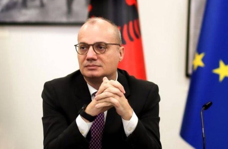 Ministri Hasani drejt Brukselit, do të marrë pjesë në samitin BE-Ballkani Perëndimor