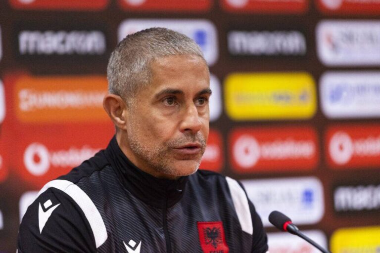 Sylvinho i kënaqur me kuqezinjtë, çunat japin paraqitje të mirë me ekipet ku luajnë
