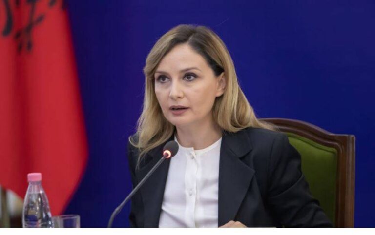Deputetja e PD-së: Të rinjtë po ikin, po varfërohet tregu i punës në vend
