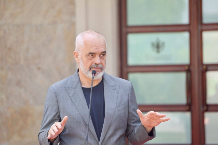 Rama paralajmëron zgjedhje të reja në Himarë