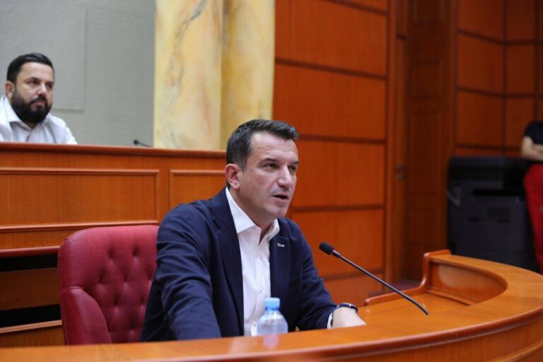 Censusi, Veliaj thirrje qytetarëve: Regjistrohuni, na ndihmon si të shpërndajmë investimet në çdo lagje