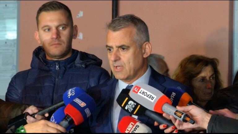 GJKKO rrëzon kërkesën e Belerit. Akuza në sallë: Turp, poshtë diktatura!