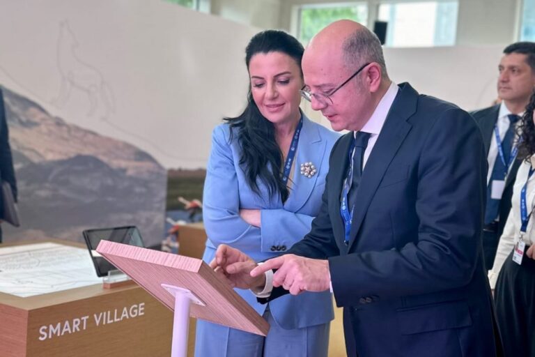 Ministeriali i COP 28 në Dubai, zv/kryeministrja Balluku takime me homologë nga vende të ndryshme të botës