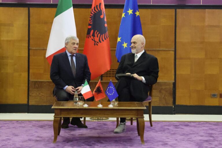 Rama pret ministrin Tajani: Më në fund jemi gati për firmosjen e marrëveshjes së pensioneve për shqiptarët në Itali
