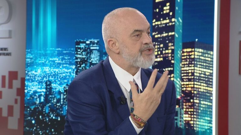 Kaos dhe flakë në Kuvend, Rama: Opozita ka agjendë destruktive. Duan të vr*asin lepurin dhe zgjojnë një lukuni luanësh