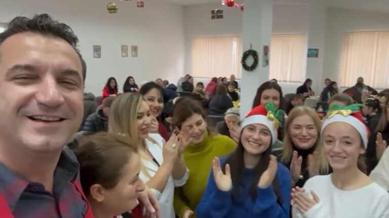 Edhe në ditë festash pranë njerëzve në nevojë, Veliaj falenderon vullnetarët: Dhuroni sa më shumë ngrohtësi e dashuri këto ditë festash