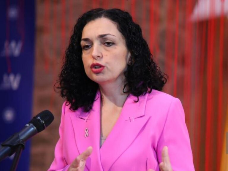 ”This barbie is the president”, bëhet viral fjalimi i presidentes Osmani