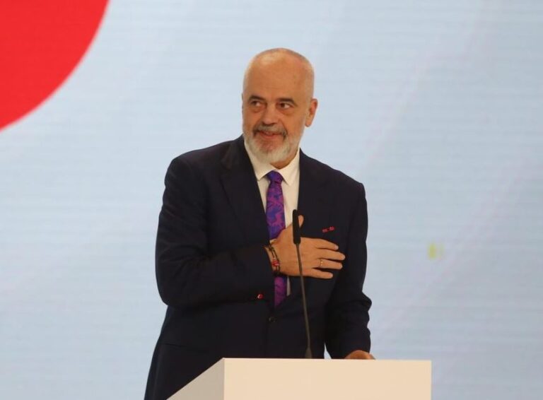 Rama: Me Mira Muratin “fluturojmë” më shpejt drejt BE-së. Në shqip masat ligjore përmes Chat GPT