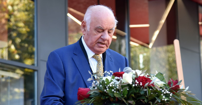 Ish-presidenti Alfred Moisiu feston 94-vjetorin e lindjes