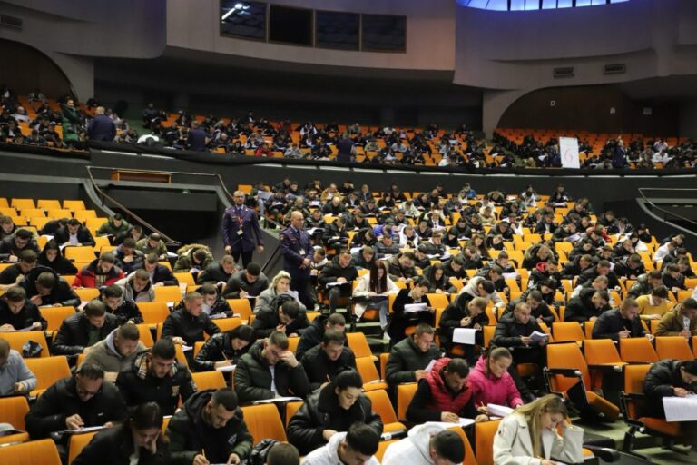 824 konkurrentë testohen për t’u pranuar në Polici, Balla: Një detyrë e rëndësishme publike, shumë sfiduese