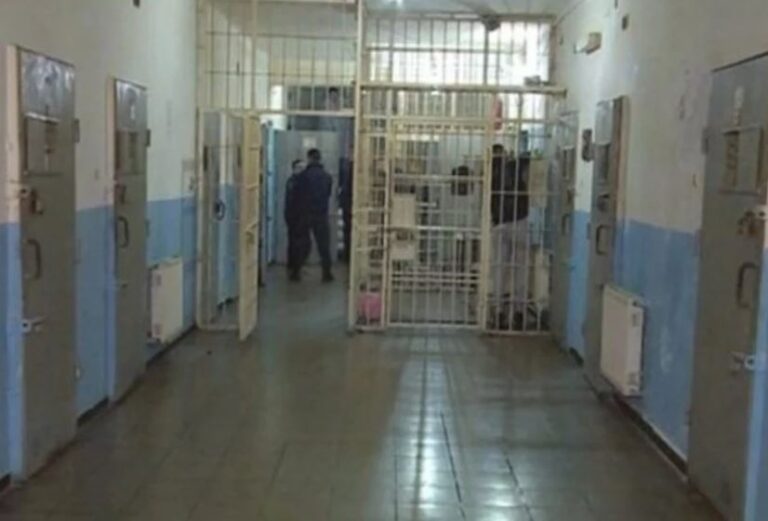Nisin grevën pa afat të burgosurit në regjimin 41-biss në Peqin,  ja kërkesat e tyre