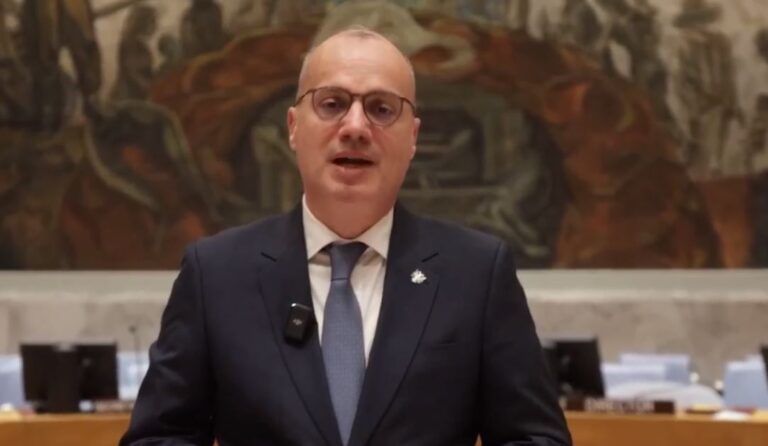 Ministri Hasani prezanton nismën e MEPJ, studentëve nga Presheva do t’u jepen bursa dhe akomodim falas