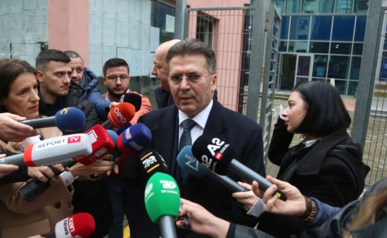 GJKKO shtyn seancën gjyqësore për Fatmir Mediun. Zbulohet arsyeja