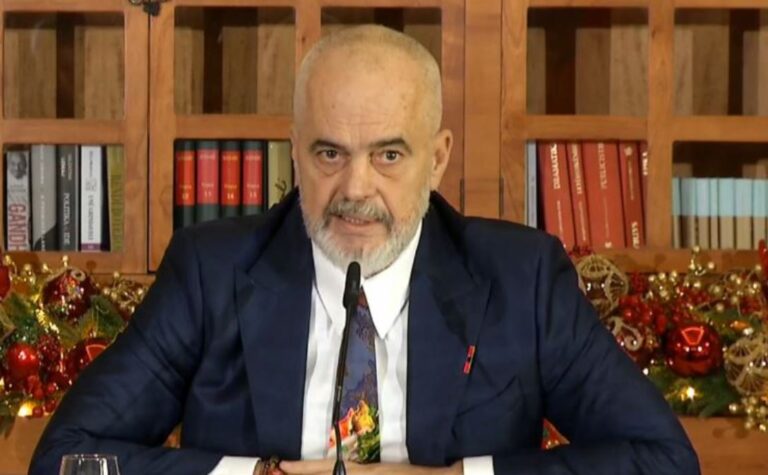 Rama njofton tjetër rritje pagash në administratën shtetërore, ja kategoritë që do të përfitojnë
