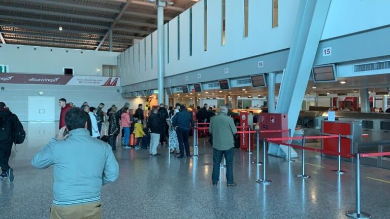 Aeroporti “Nënë Tereza” mbetet porta hyrëse kryesore e vizitorëve, 6.7 mln pasagjerë deri në Dhjetor