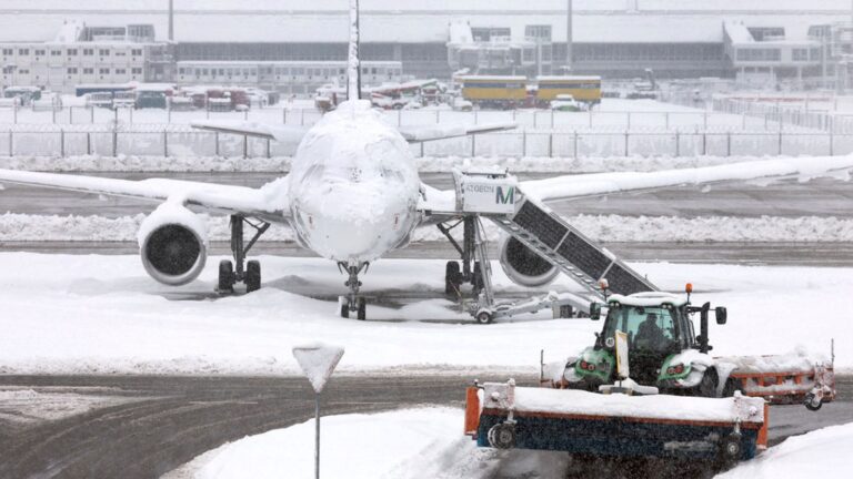 Moti i acartë në Gjermani, ka viktima. Pezullohen sërish fluturimet në aeroportin e Mynihut