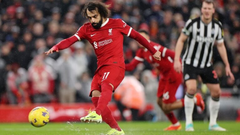 2024 nis mbarë, Liverpool mposht Newcastle