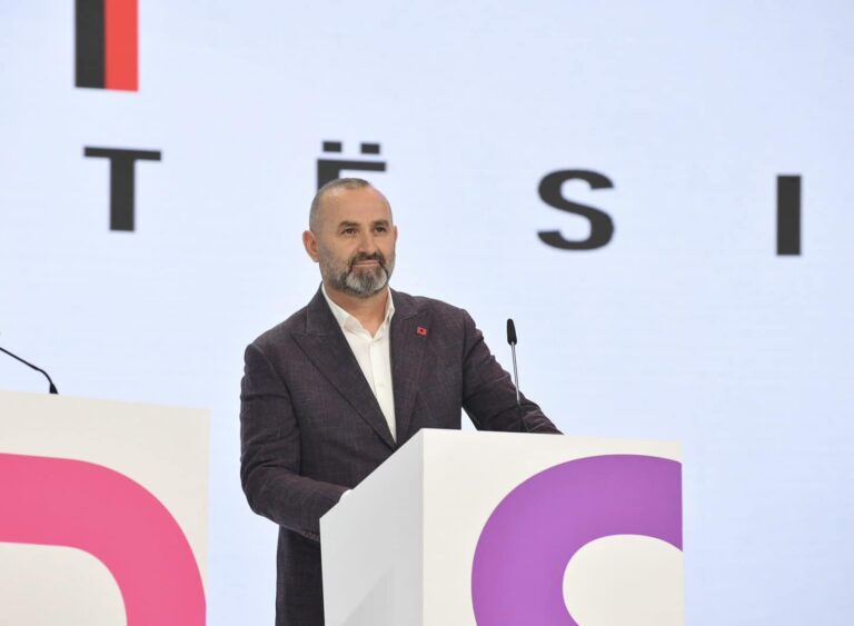 ”PS kërkon të kontrollojë SPAK-un”, Manja për akuzat e Bashës: Drejtësia e re është distante nga politika