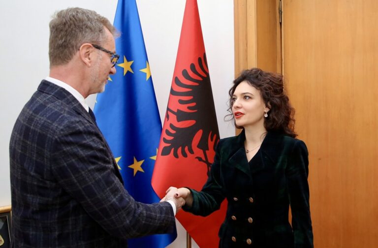 Ministrja Spiropali pret ambasadorin Gonzato: Shqipëria përmbylli me sukses procesin screening