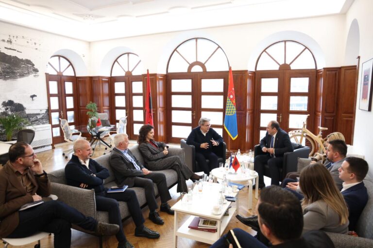 Benet Beci: Hekurudha Shqipëri-Kosovë do të kalojë nga Shkodra