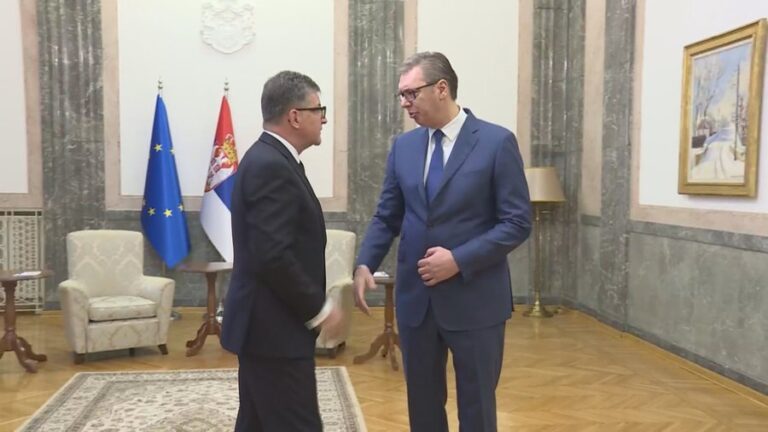 Vuçiç: Duam zgjedhje, dinarin serb dhe asociacionin në Kosovë