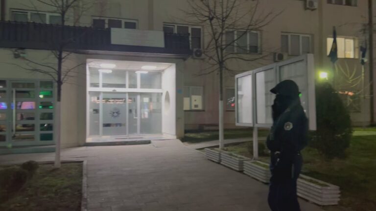 Zbulohet ambulanca spiune serbe në Prishtinë, dalin detajet e para