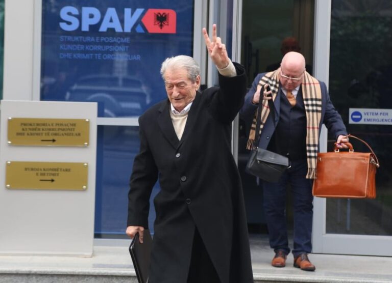 Miti i të paprekshmit u rrëzua sot, Berisha shkoi në SPAK!