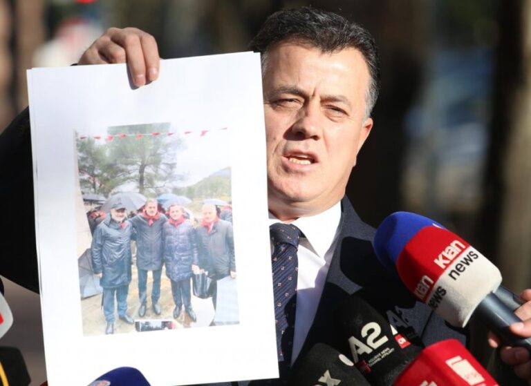 ”Sadushi i partisë”, Flamur Noka: Aksioni i opozitës do të vazhdojë