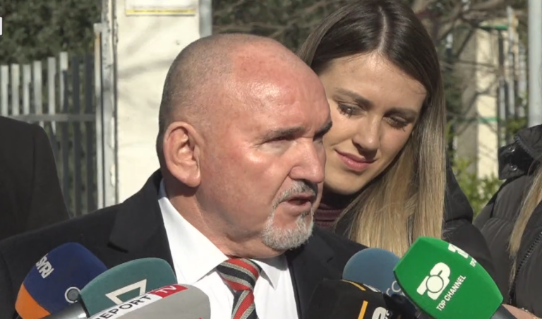 Kronikë/ 68-vjeçari humb jetën në Gjykatë, avokati: Donin ta martonin me zor! Ish-të dashurës i bënin presion