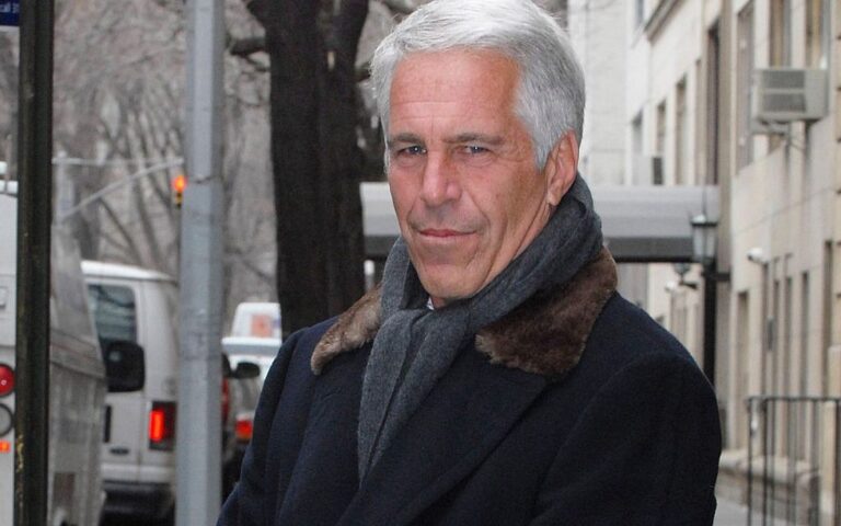 Politikanë dhe biznesmenë dyshohen se bashkëpunuan me pedofilin Jeffrey Epstein